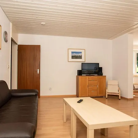 Beautiful With Shared Pool Hébergement de vacances