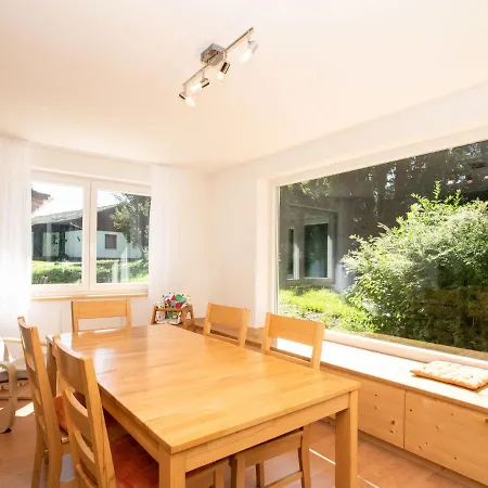 Holiday home Beautiful With Shared Pool Nesselwang