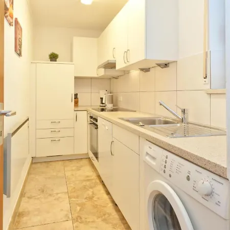 Holiday home Beautiful With Shared Pool Nesselwang